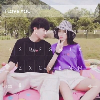 一左一右带字的微信情侣头像 12张高清唯美款