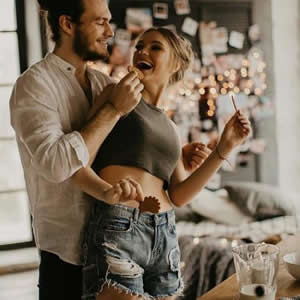 18张高清欧美浪漫情侣头像 适合微信用的唯美恩爱情头