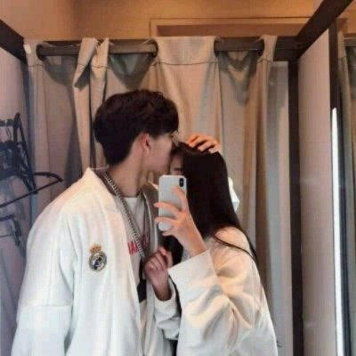 26组氛围感拉满的情侣QQ头像，藏着藏在心底的爱意