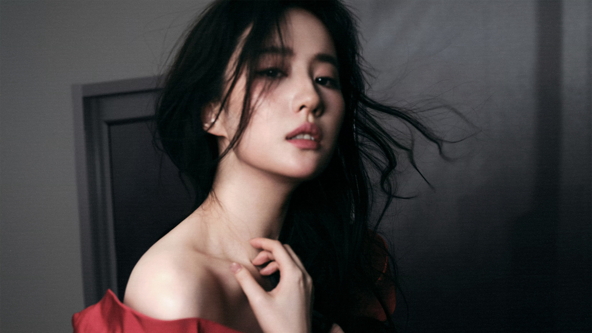 暗色系刘亦菲电脑桌面壁纸来啦 多款高清尺寸可选