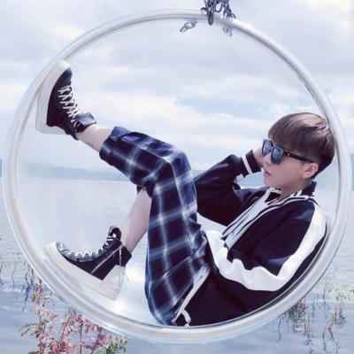 20张高清好看的单人情侣头像 男女分版一对两张