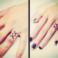 18张氛围感拉满的纹身情侣头像 小众又甜蜜