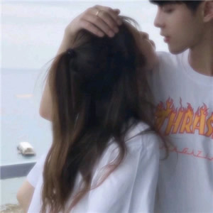 12张高清浪漫情侣头像 秀恩爱专属唯美头像合集