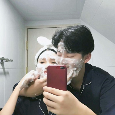 16组浪漫情侣微信头像 帮你开启甜蜜日常