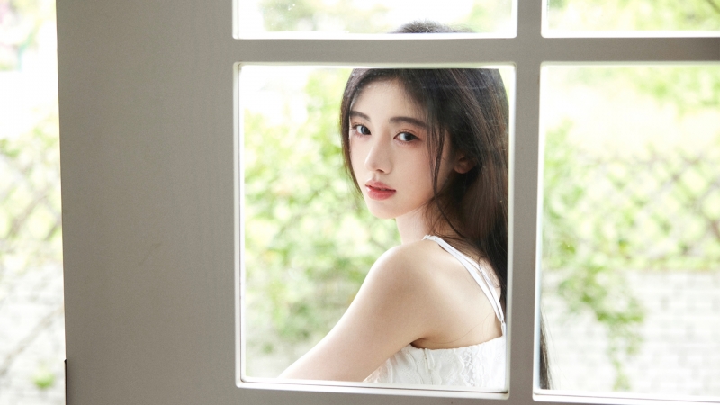 鞠婧祎小清新窗边造型高清电脑壁纸合集