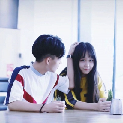 12组超甜又治愈的唯美情侣头像 高清无水印