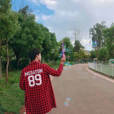 24张高清潮流个性情侣头像 好看又有氛围感