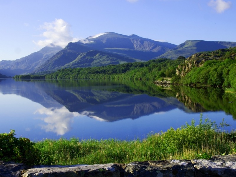 英格兰斯诺多尼亚湖光山色 高清电脑桌面壁纸来了