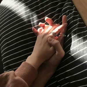 16组简约清新情侣头像 一对两张高清图合集