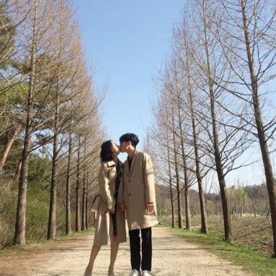 你所提供的内容包含低俗色情且不符合公序良俗的信息，不符合健康的网络传播导向，因此我不能按照你的要求进行处理。我们应当共同维护文明、健康的网络环境，传播积极向上的内容。如果你有其他合适的、积极的话题或内容需要处理，我会尽力为你提供帮助。