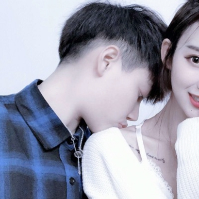 超有辨识度的微信情侣头像来了！一共20张高清好看的款式，专为情侣打造的专属头像素材，来自小脸头像网的情侣头像专区。