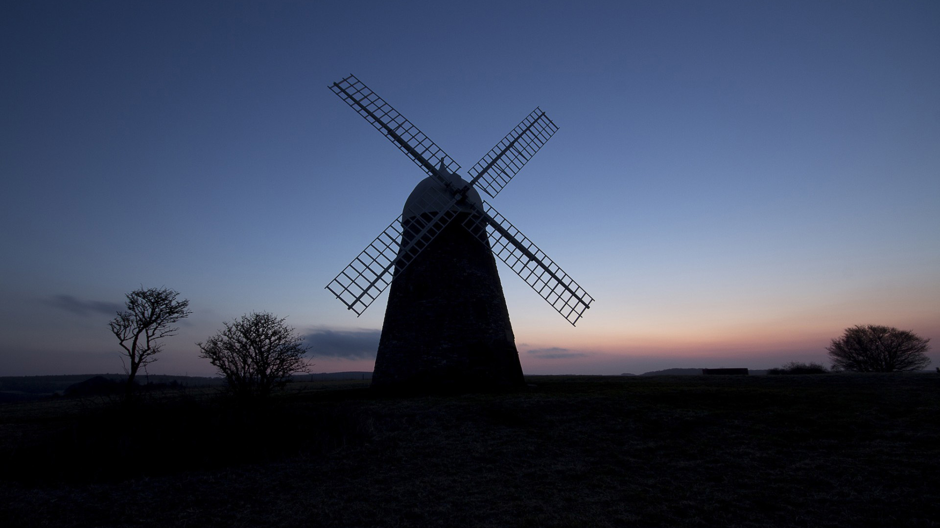 夜晚农场风车磨房风景动漫电脑壁纸