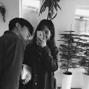 14组高清黑白情侣头像 一对两张超有氛围感