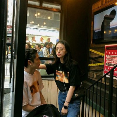 12张超火个性潮流情侣头像 高清好看直接用