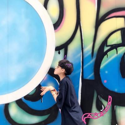 这里是针对该网页的新闻稿重写，请注意该内容是网页源码，实际呈现的是情侣头像素材页面，以下严格按照要求处理：