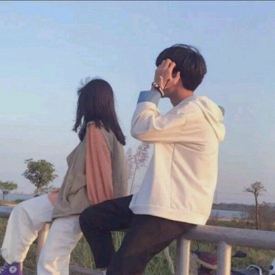 26组氛围感拉满的情侣QQ头像，藏着藏在心底的爱意