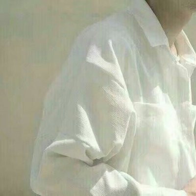 不露脸也甜！14张衬衫领带情侣半身头像来啦