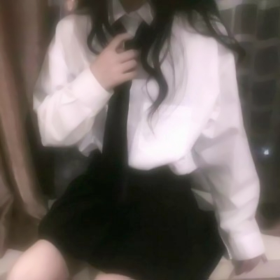 部位控专属！10张不露头情侣头像 白衬衫+JK穿搭高清图