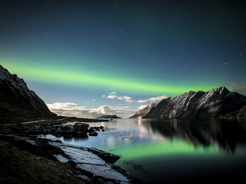 挪威罗弗敦的梦幻天空风景 这套电脑壁纸太绝了