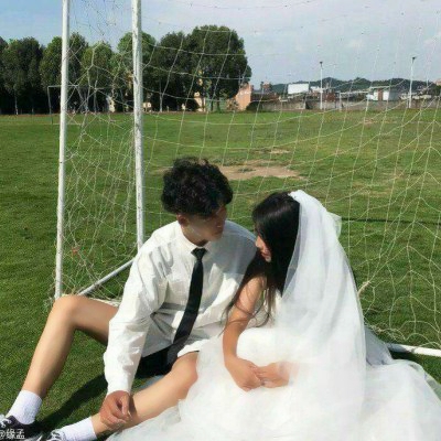 婚纱情侣头像一对两张 高清好看的穿婚纱情侣头像合集