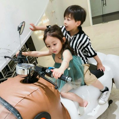 24组超萌小孩情侣头像 高清好看的一对萌娃情头