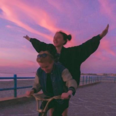 26组带人物的唯美风景情侣头像 一对两张合集