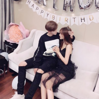 22张高清唯美浪漫情侣头像合集