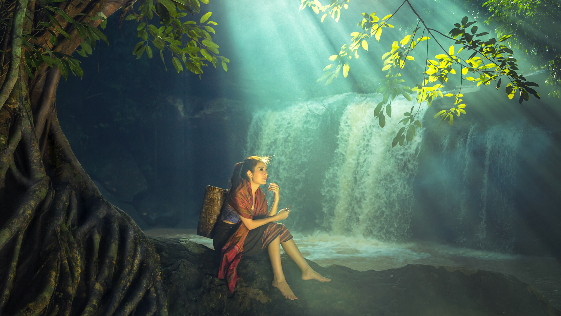 氛围感拉满！森林瀑布配少女的2K电脑动漫壁纸来了