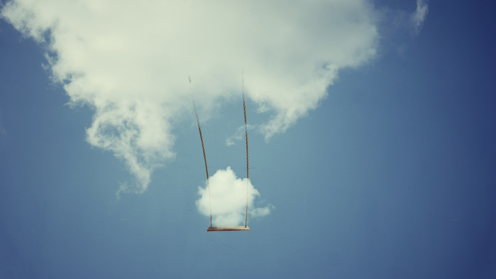 带绳秋千的治愈天空云景电脑壁纸推荐