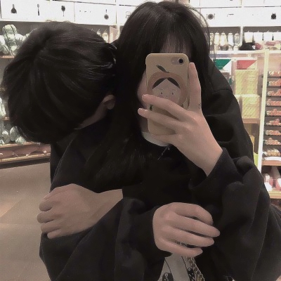 16组浪漫情侣微信头像 帮你开启甜蜜日常