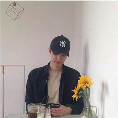 难找又好看的一男一女情侣头像 20张稀有款分享