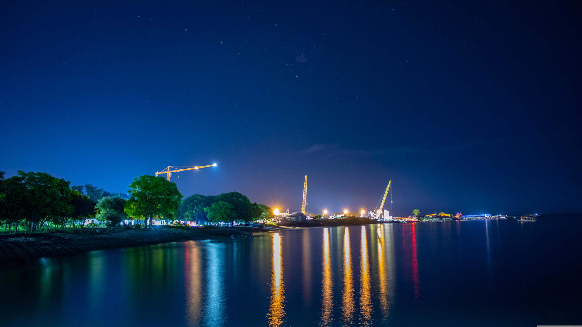 海滩夜景星空高清电脑壁纸分享