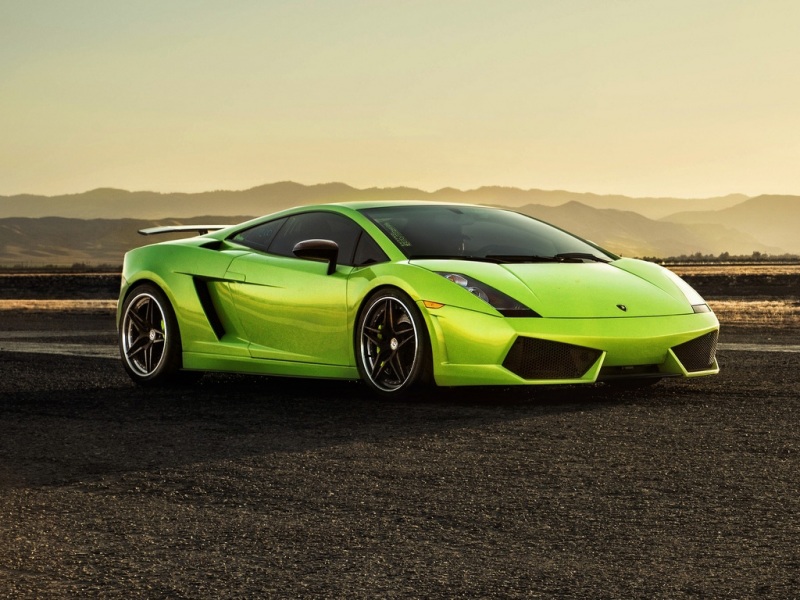 绿色兰博基尼LP560-4高清电脑壁纸分享