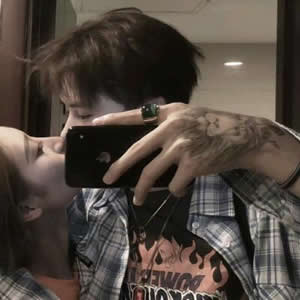 超拽霸气！16张社会风情侣QQ头像合集