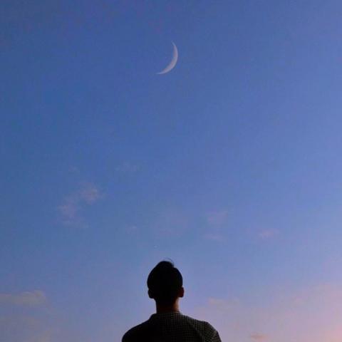 18组高清唯美背影情侣头像，一男一女一人一张