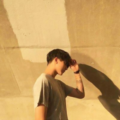 12张高清真人一男一女唯美情侣头像 快收藏当情头