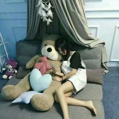 一男一女分开的高清潮款情侣头像 共26组