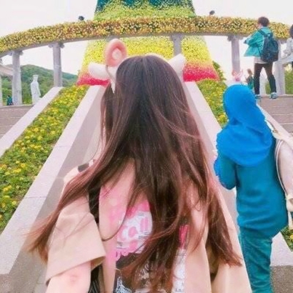 35组高清一男一女分开款QQ情侣头像合集
