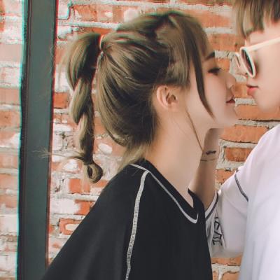 24张潮流好看的情侣微信头像 高清时尚款合集