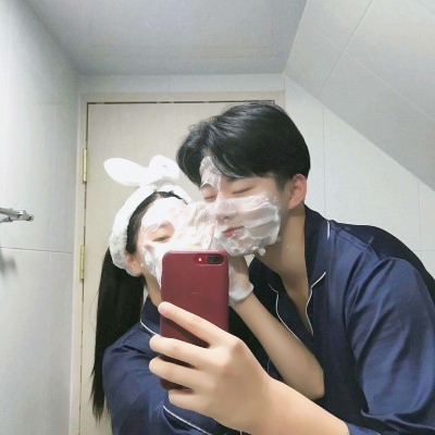 16组浪漫情侣微信头像 帮你开启甜蜜日常