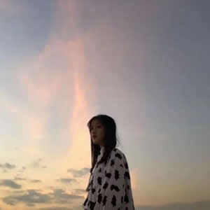 22张高清唯美意境情侣头像合集