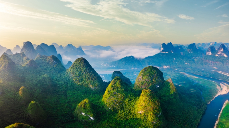 桂林喀斯特山脉风景电脑桌面动漫壁纸