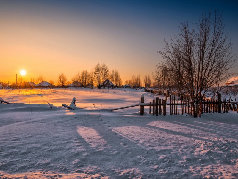 冬日日落乡村雪景 适配多尺寸电脑桌面壁纸