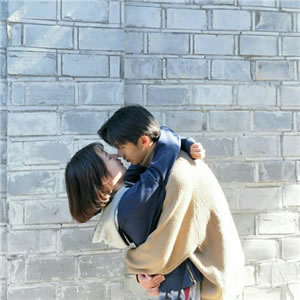 12张超甜！小清新风格情侣拥抱情头合集