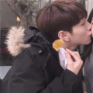 12张高清浪漫情侣头像 氛围感直接拉满