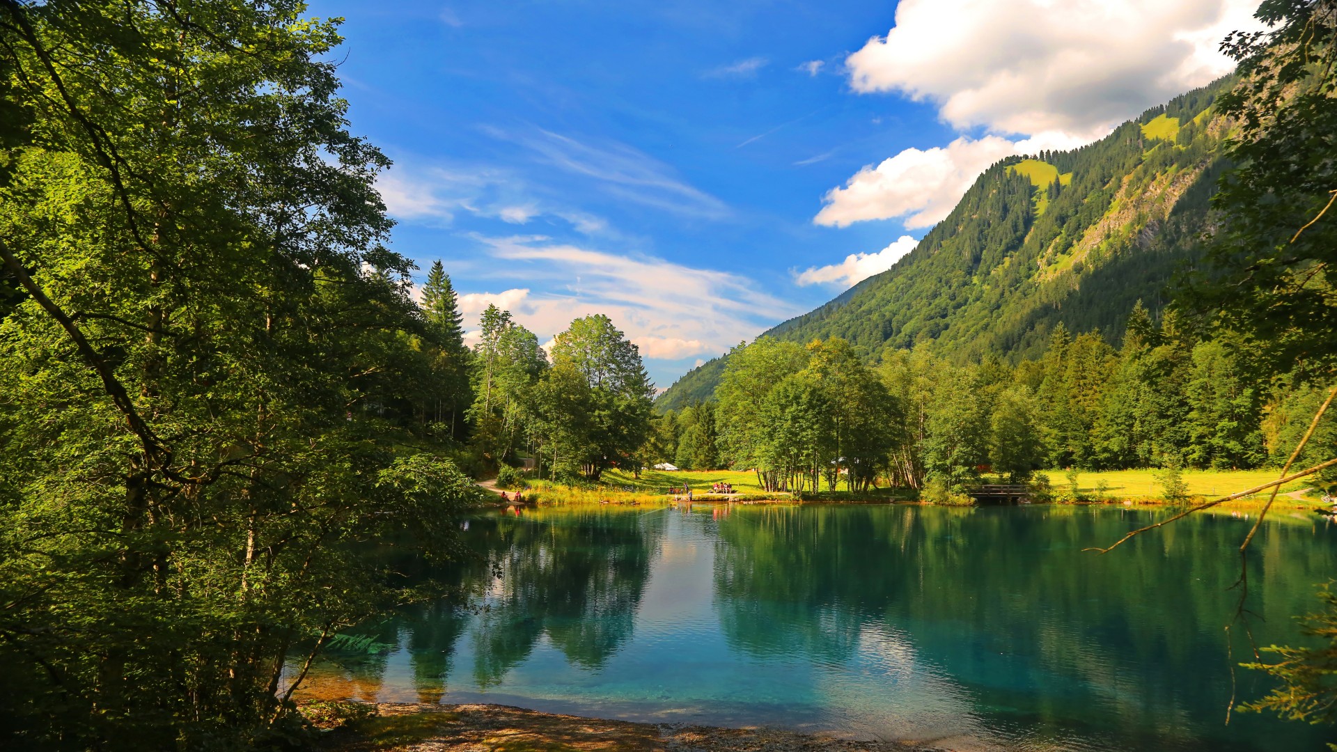 多款自然风景电脑壁纸 山树林湖云朵治愈系桌面背景
