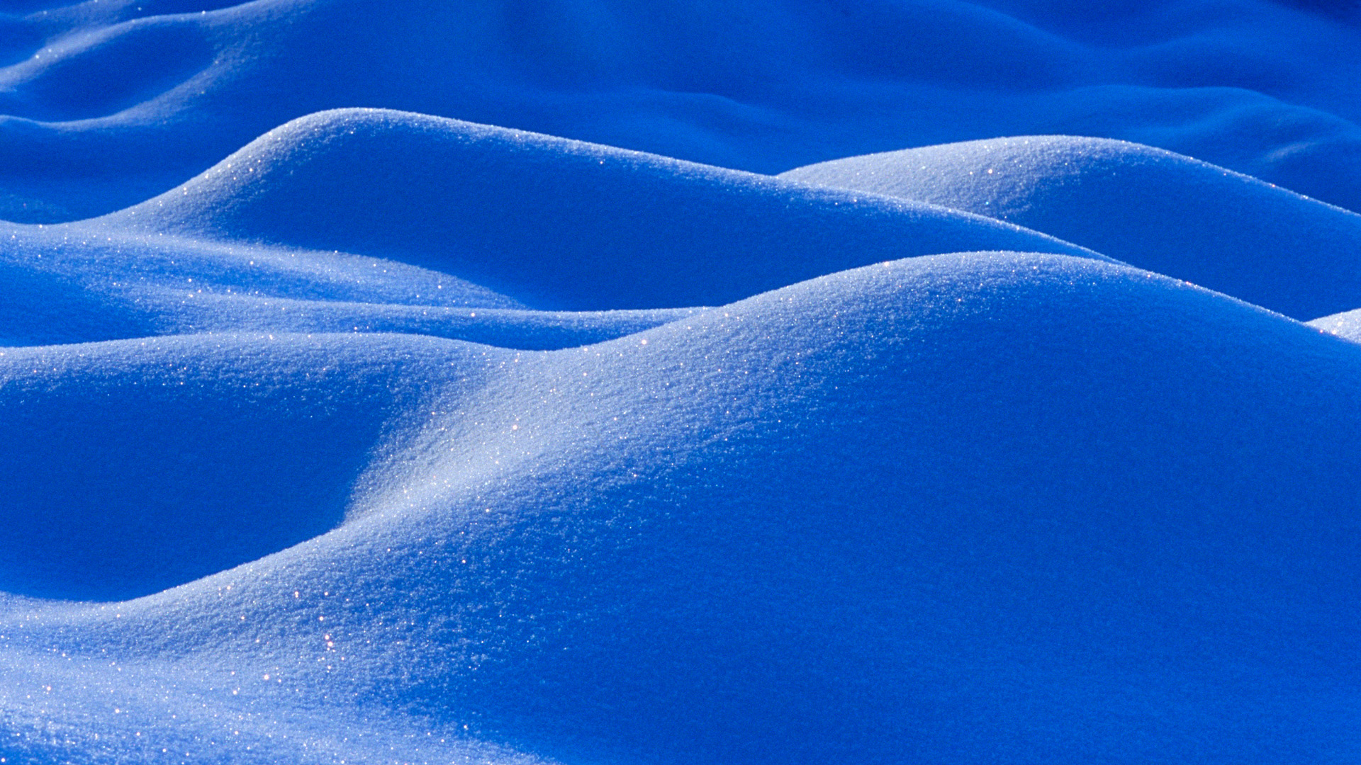 氛围感拉满！蓝色雪景电脑动漫壁纸分享