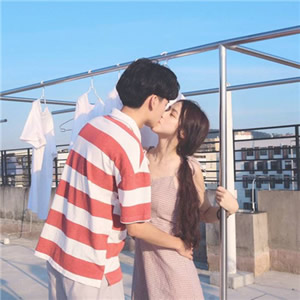 12组简约成熟款情侣头像 高清稳重风格头像合集