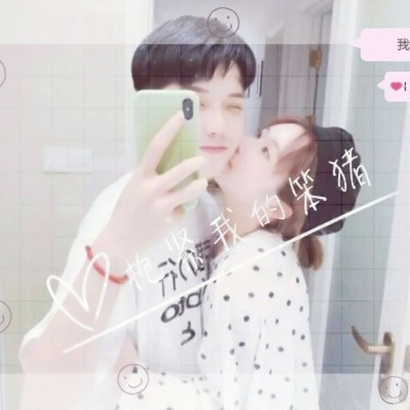 一左一右带字的微信情侣头像 12张高清唯美款