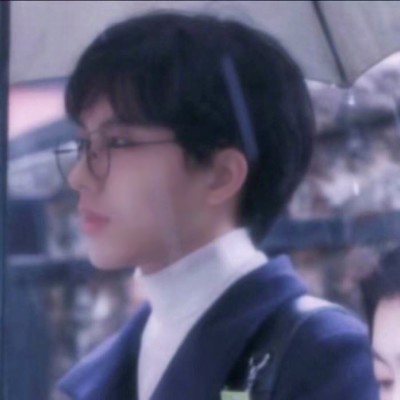 20张高清分开版一男一女潮流情侣头像